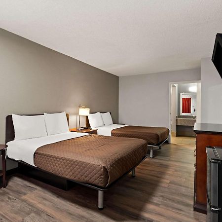 Rodeway Inn Brooklawn ภายนอก รูปภาพ