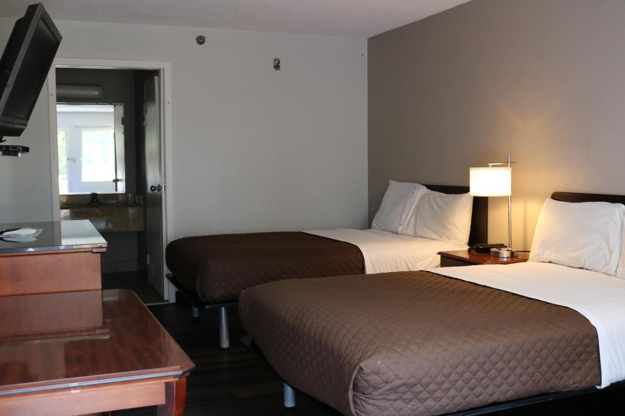Rodeway Inn Brooklawn ภายนอก รูปภาพ
