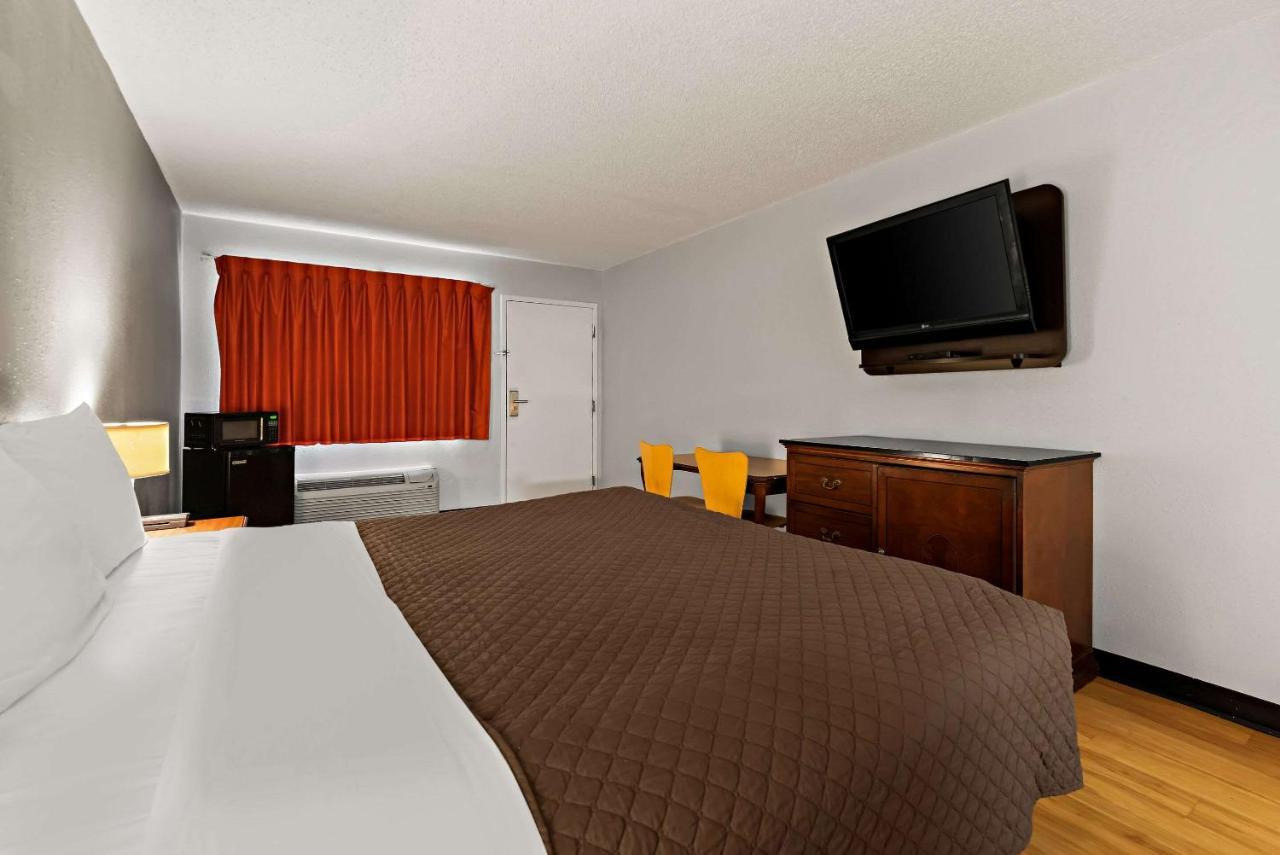 Rodeway Inn Brooklawn ภายนอก รูปภาพ