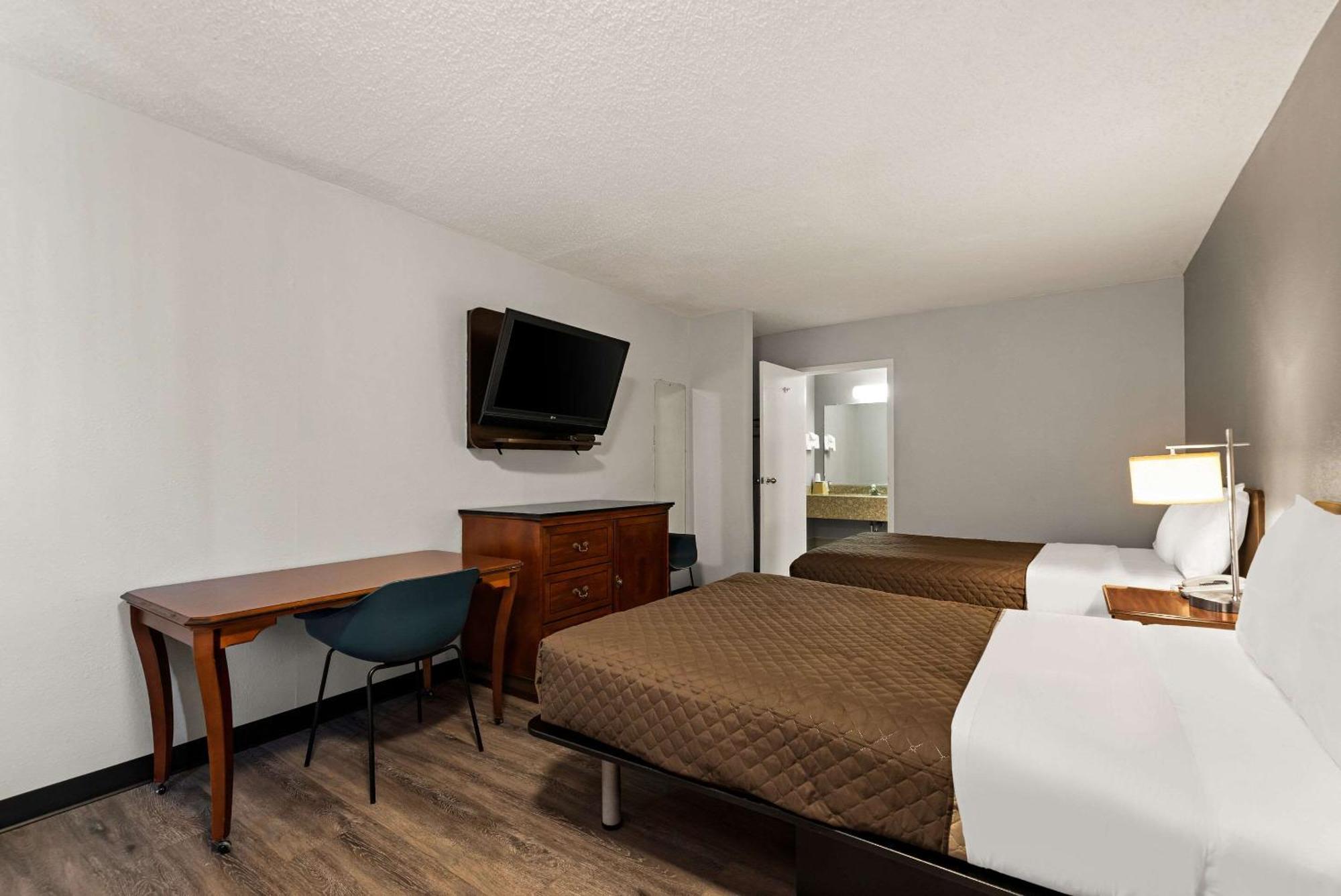Rodeway Inn Brooklawn ภายนอก รูปภาพ