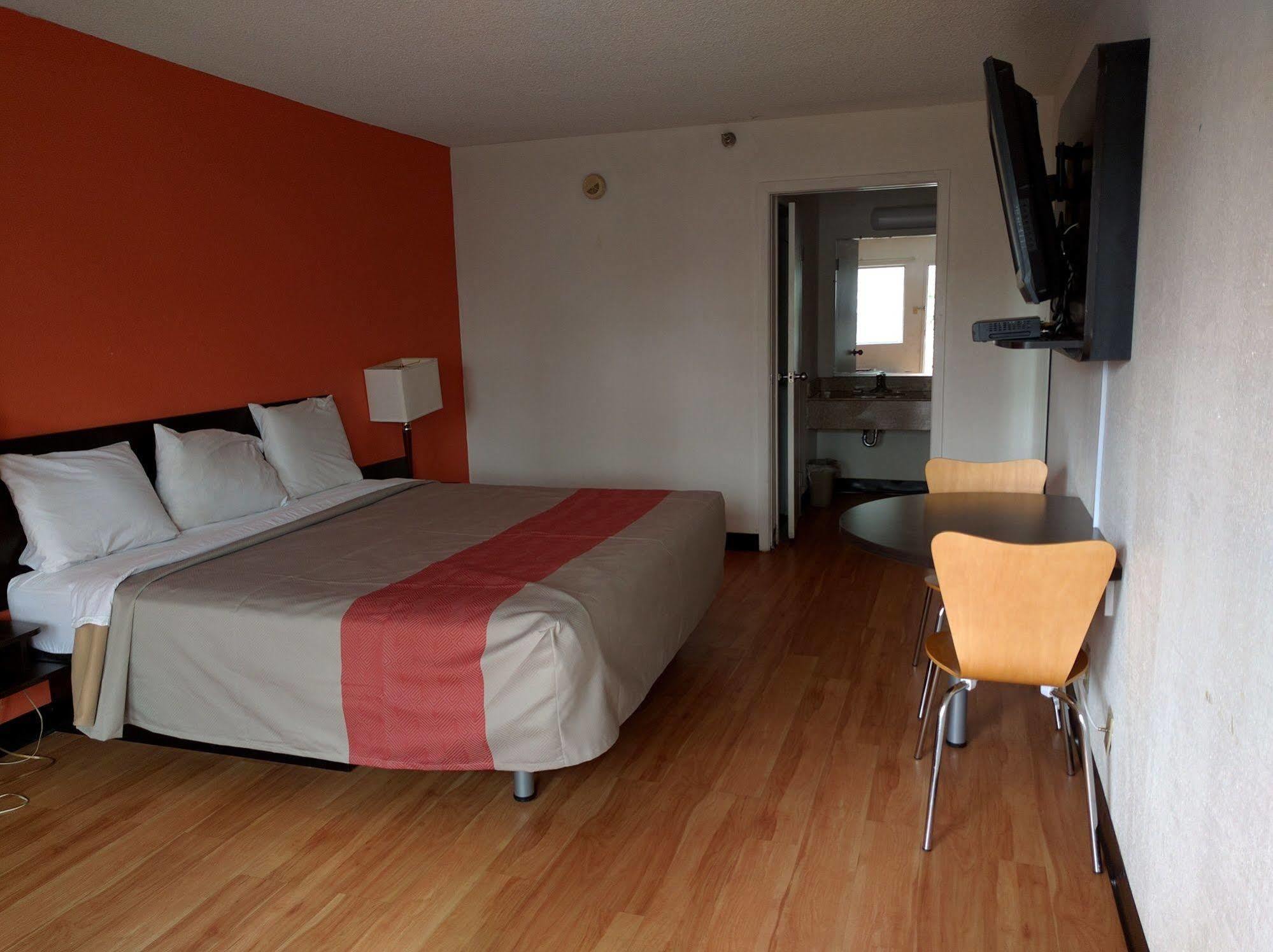 Rodeway Inn Brooklawn ภายนอก รูปภาพ