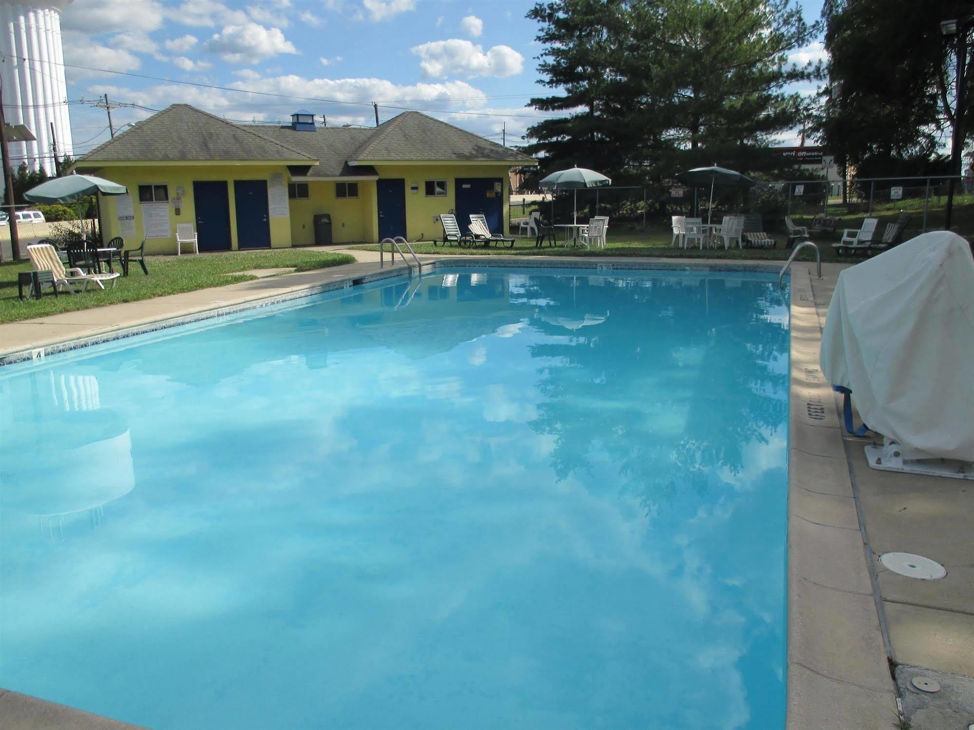 Rodeway Inn Brooklawn ภายนอก รูปภาพ